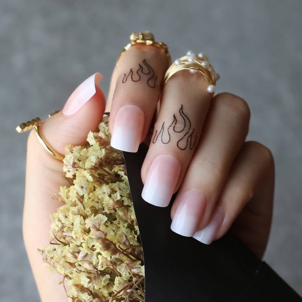 Faux Ongles Dégradé Roses Carrés Longs Press On Nails