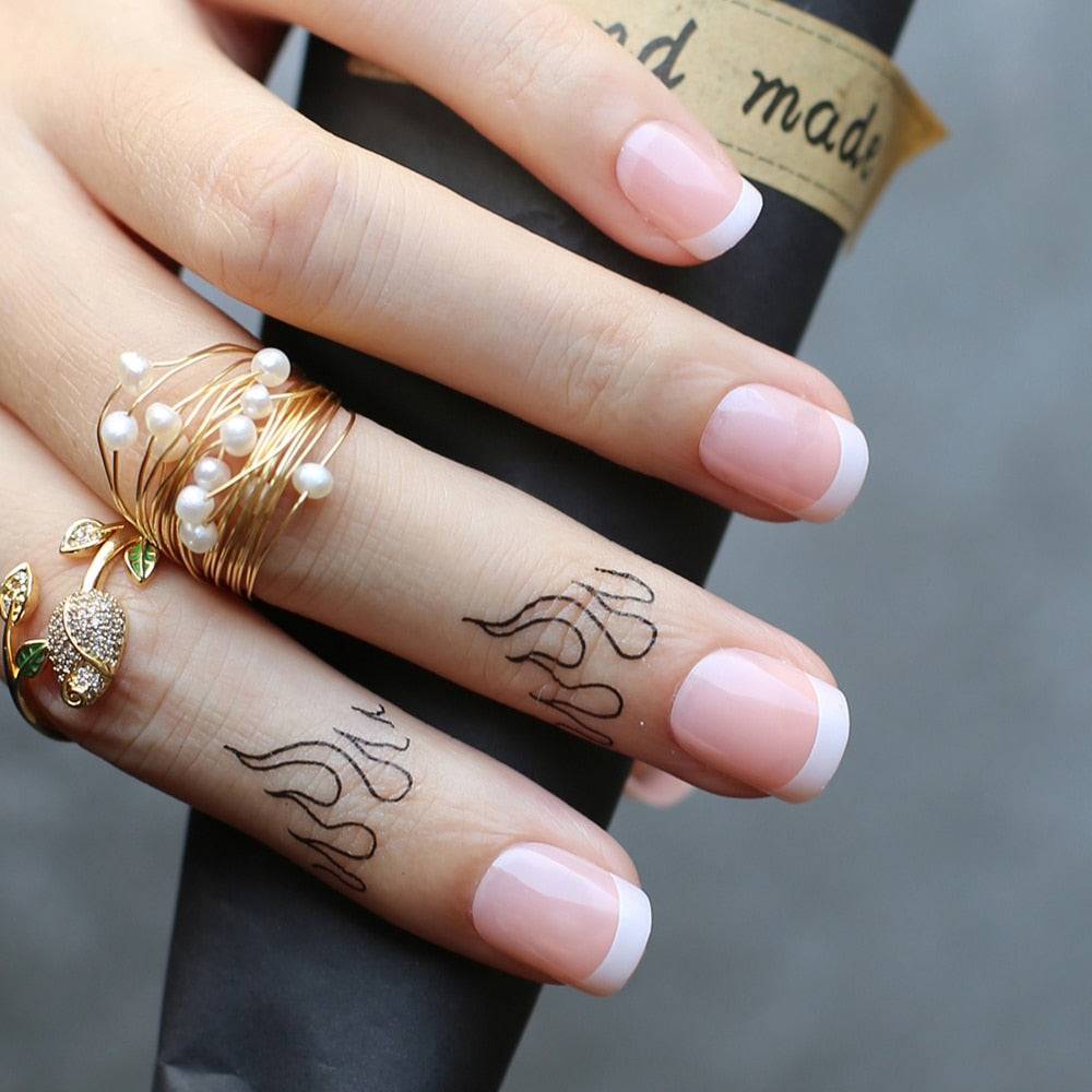 Ongles Courts French Manucure Carrés Press On Nails Default Title
