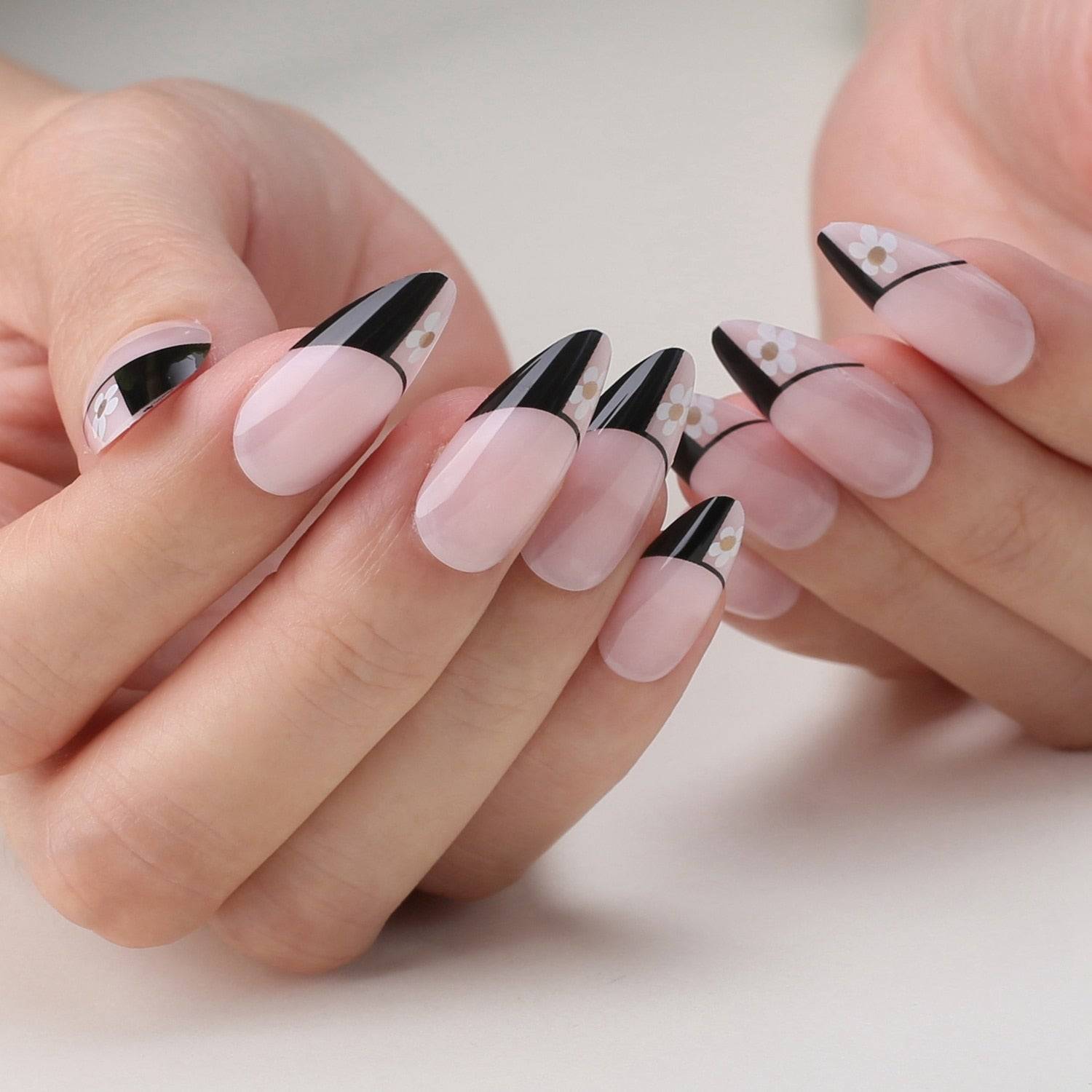 Faux Ongles Noirs Amande Longs Press On Nails