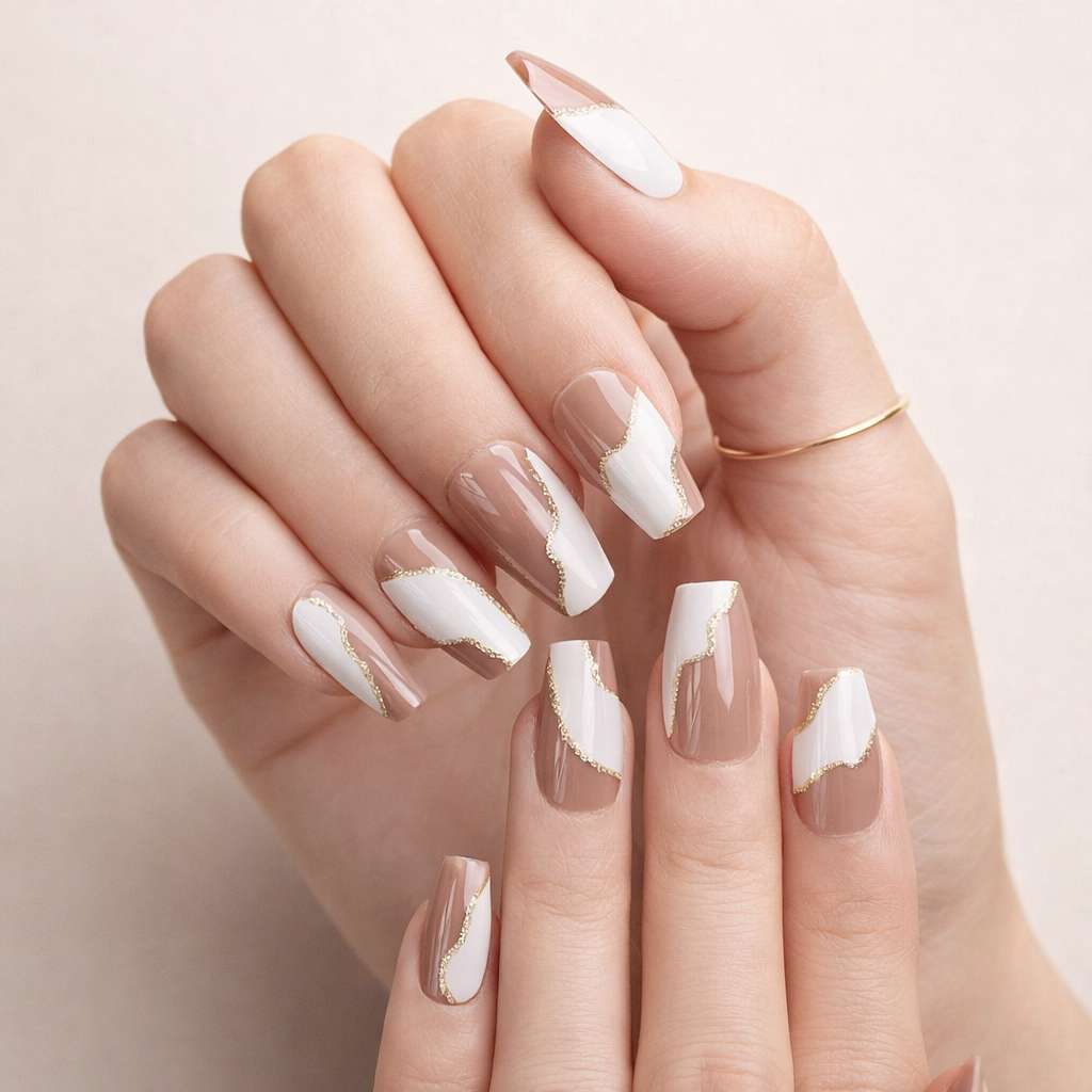 Faux Ongles Blanc et Nude Carré Mi-Longs Press On Nails