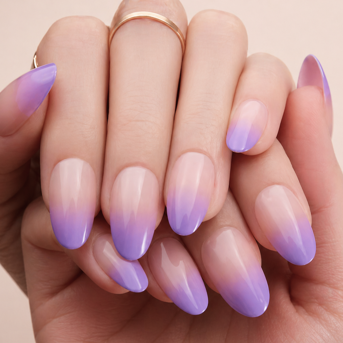 Faux Ongles Dégradé Violet Amande Mi-Longs press on nails