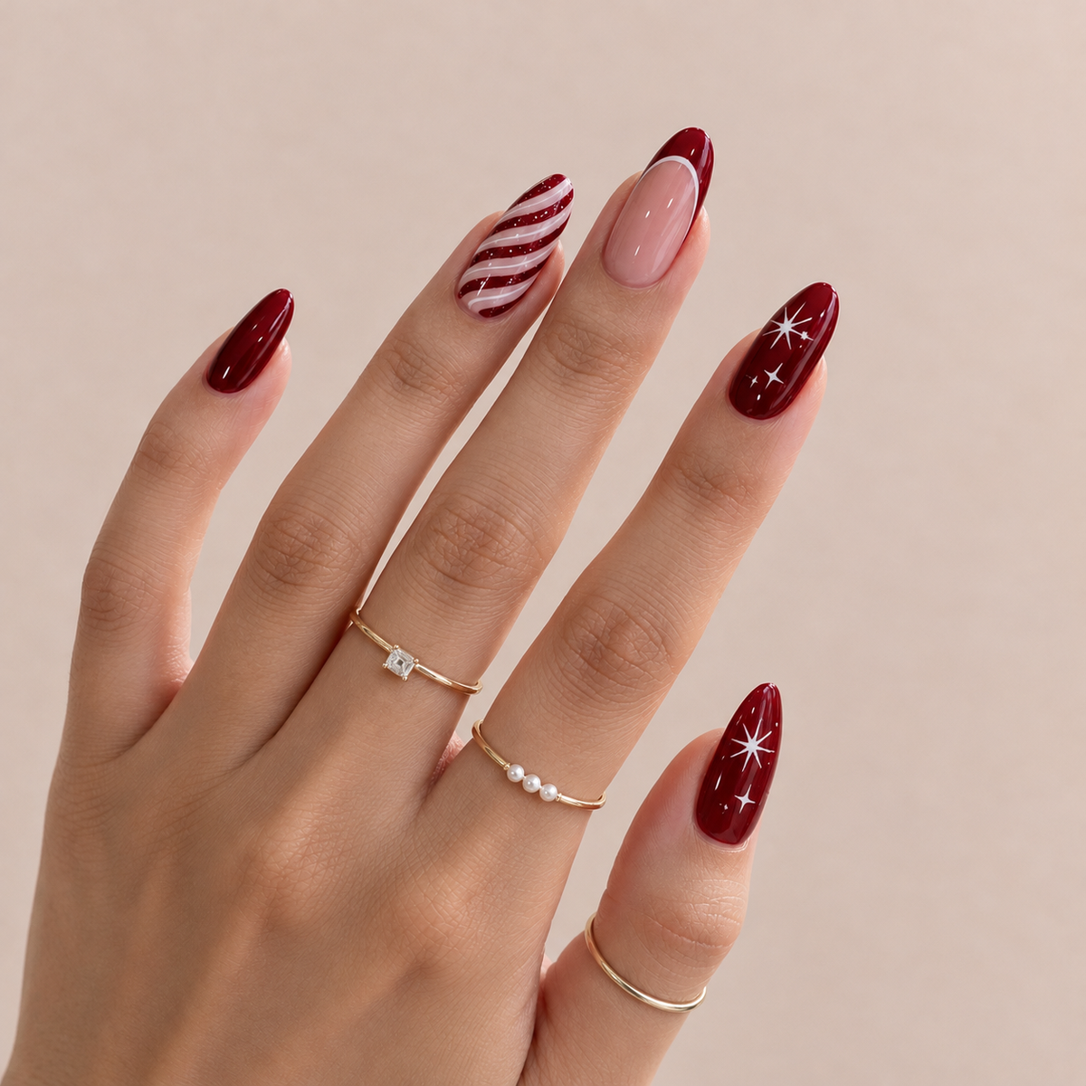 Faux Ongles Noël Bordeaux à Étoiles et Rayures press on nails