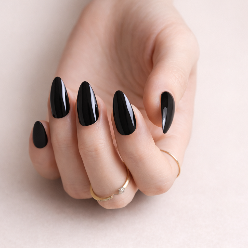 Faux Ongles Noir Amande Mi-Longs Press On Nails