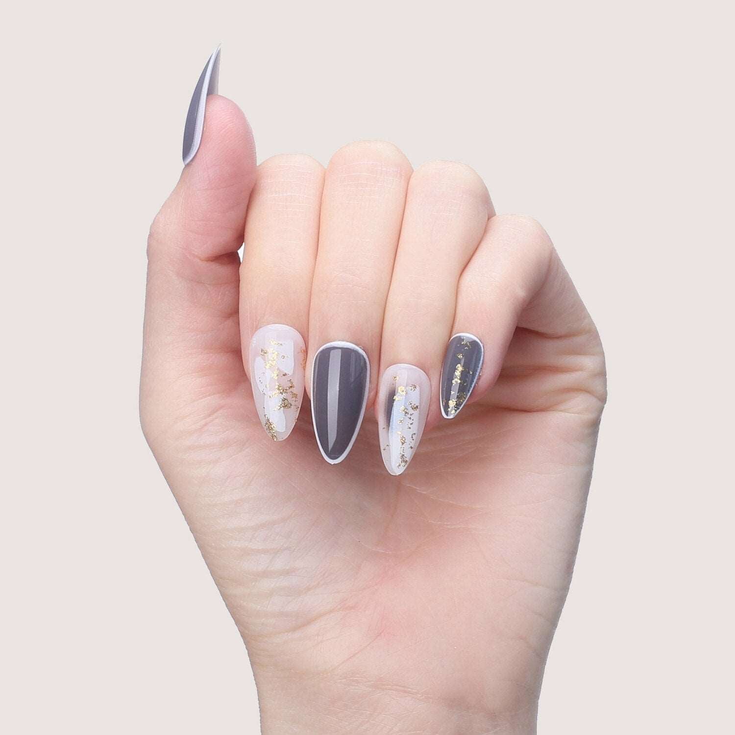 Faux Ongles Blanc et Gris Press On Nails