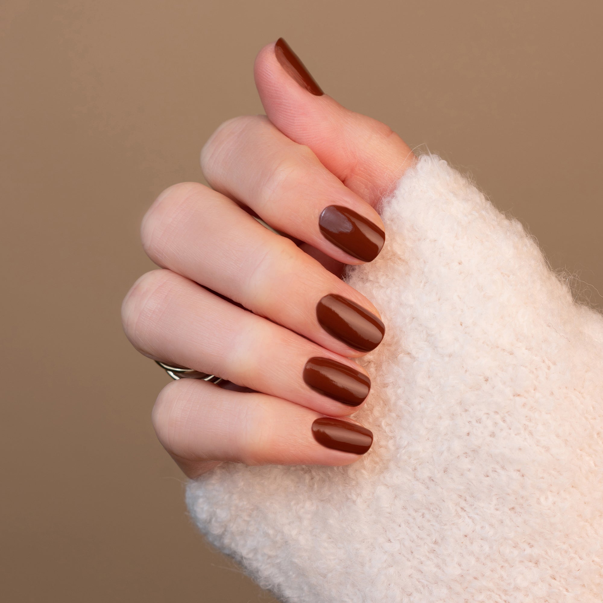 faux ongles marron manucure facile