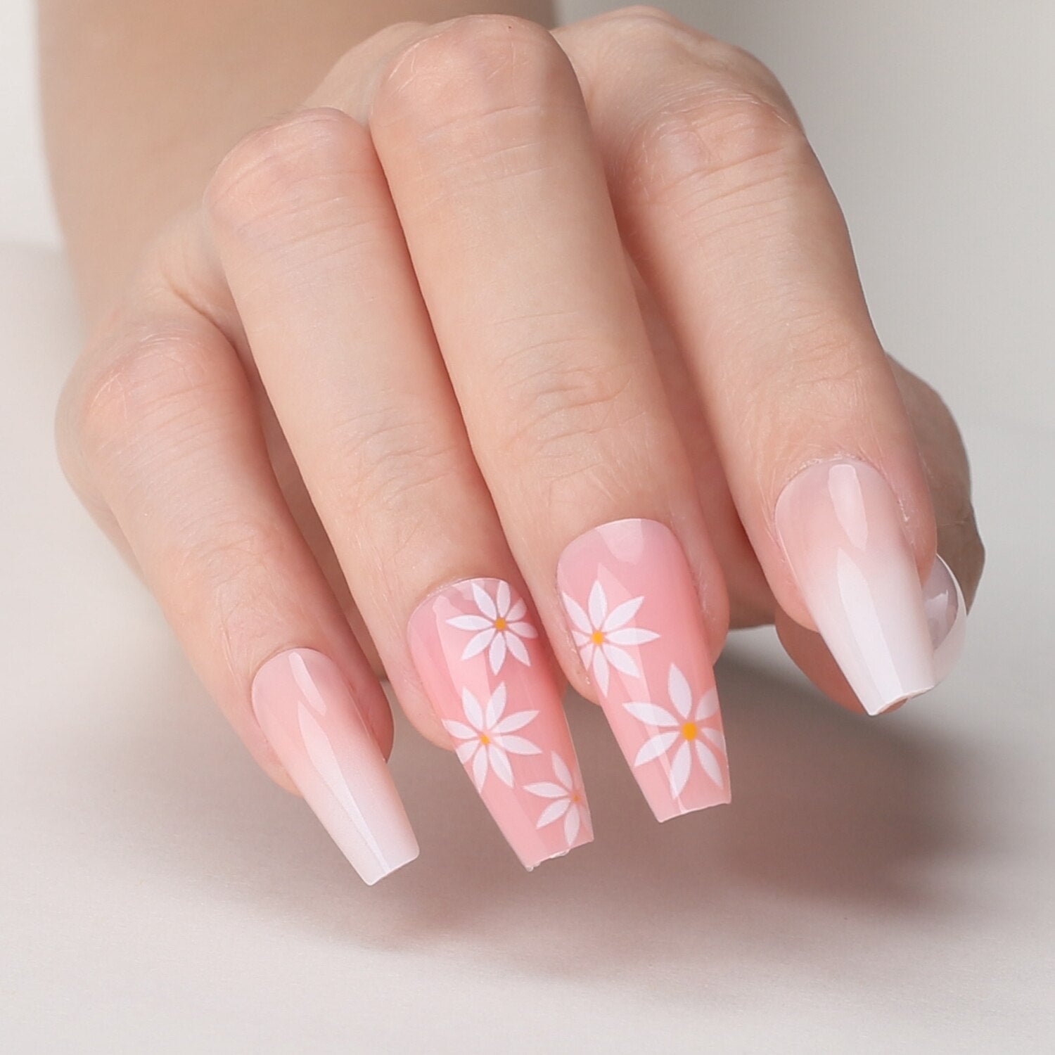 Faux Ongles Babyboomer à fleurs Press On Nails